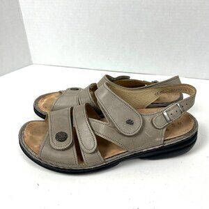 Finn Comfort Gomera Sandals Shoes Womens 9.5 D Wide 40 EU Beige Leather Walking